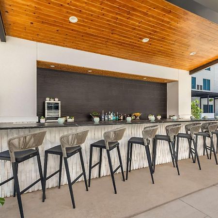 Cambria Hotel Waco University Riverfront Kültér fotó